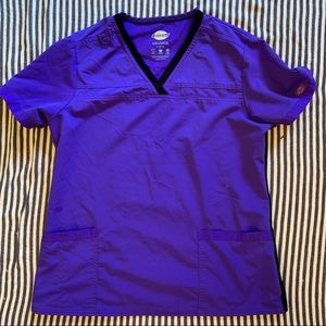 Dickies Balance 2 Pocket V Neck Scrub Top Frozen Grape Size L